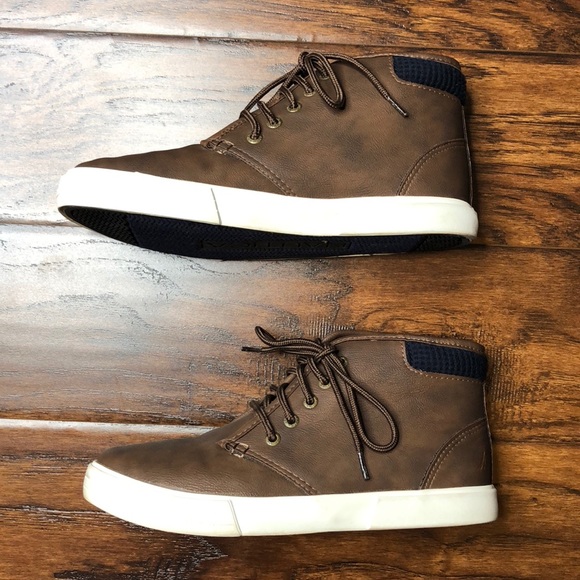 Nautica Boys brown faux leather boots - Picture 4 of 8